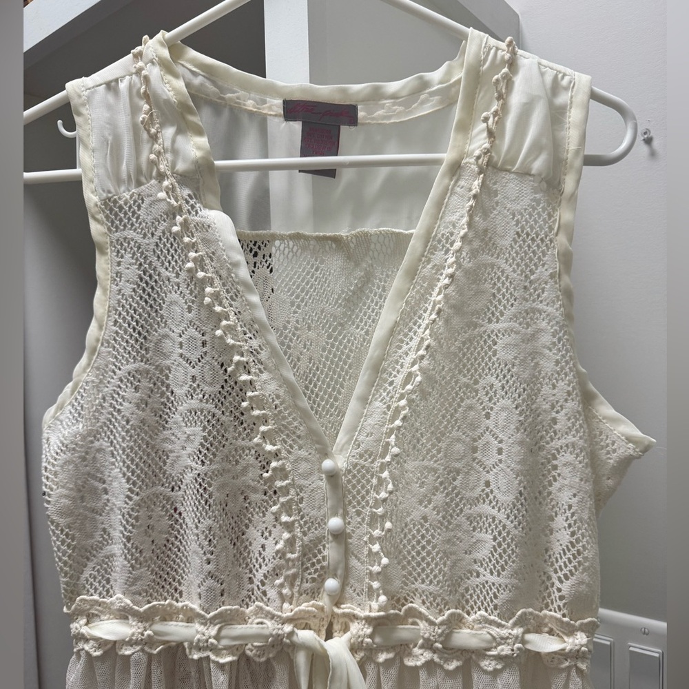 Ultra Pink Cream Tiered Tie Front Blouse - Picture 3 of 4